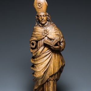 A large carved oak sculpture of a bishop, Flanders, 16th C. — photo 2