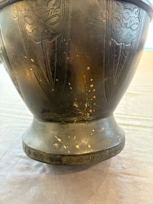 A large Chinese archaistic bronze 'hu' vase, Ming — 照片 9