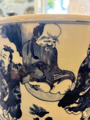A large Chinese blue and white 'Ba Xian Zhu Shou 八仙祝壽‘ tripod censer, 19th C. — photo 10