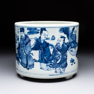 A large Chinese blue and white 'Ba Xian Zhu Shou 八仙祝壽‘ tripod censer, 19th C. — photo 1