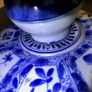 A large Chinese blue and white baluster jar and cover with floral panels, Kangxi — 照片 7