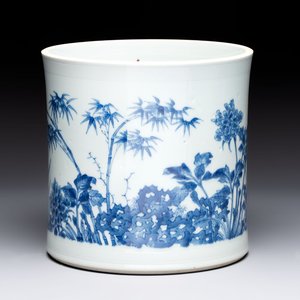 A large Chinese blue and white 'birds, bamboo and flowers' brush pot, Transitional period — foto 1