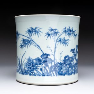 A large Chinese blue and white 'birds, bamboo and flowers' brush pot, Transitional period — foto 2