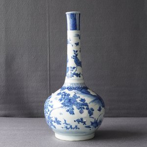 A large Chinese blue and white bottle vase with birds in a landscape, Wanli — 照片 15