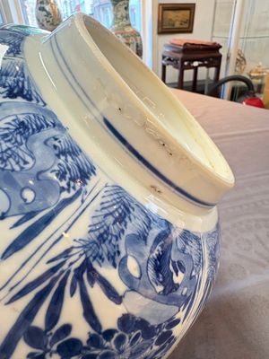 A large Chinese blue and white bowl with floral design, Kangxi — 照片 9