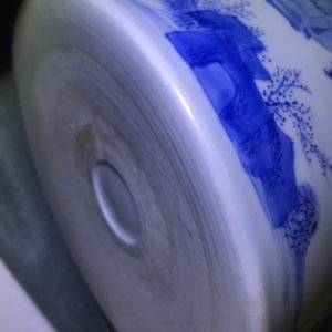 A large Chinese blue and white brush pot, bitong, Transitional period — photo 17