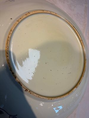 A large Chinese blue and white dish with floral design, Kangxi — photo 8