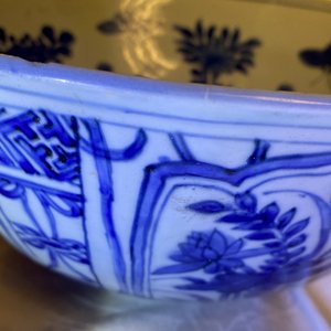 A large Chinese blue and white 'ducks' bowl, Wanli — 照片 22