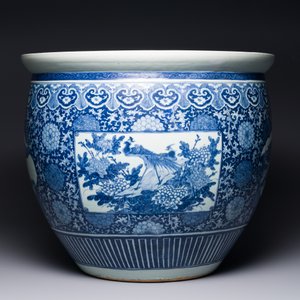 A large Chinese blue and white fish bowl, Jiaqing — 照片 3