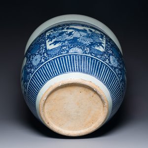 A large Chinese blue and white fish bowl, Jiaqing — 照片 4