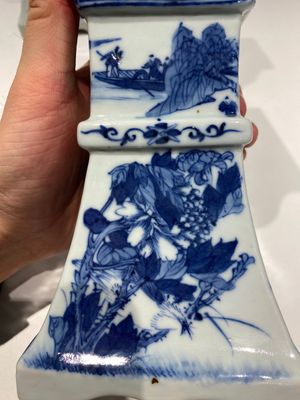 A large Chinese blue and white five-piece altar garniture, 19th C. — photo 18
