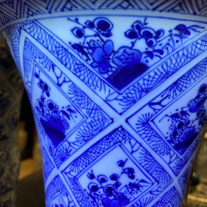 A large Chinese blue and white five-piece garniture, Kangxi — 照片 56