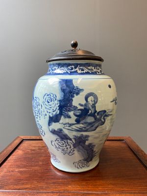 A large Chinese blue and white 'Immortals' vase, Transitional period — photo 1
