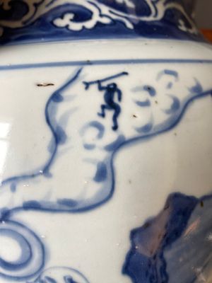 A large Chinese blue and white 'Immortals' vase, Transitional period — photo 13