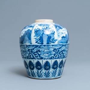 A large Chinese blue and white jar with wooden cover, Kangxi — 照片 4