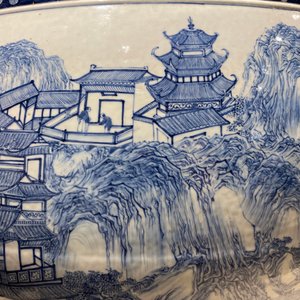 A large Chinese blue and white 'landscape' fish bowl, Qianlong — photo 32