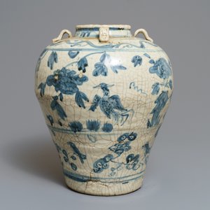 A large Chinese blue and white Swatow jar, Ming — photo 3
