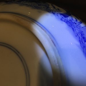 A large Chinese blue and white teapot and cover with peacocks, Kangxi — 照片 14