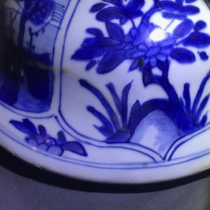 A large Chinese blue and white three-piece garniture with landscape and floral panels, Kangxi — photo 10