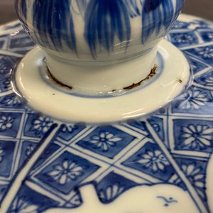 A large Chinese blue and white vase and cover, Kangxi — 照片 7
