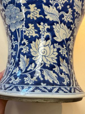 A large Chinese blue and white vase with dragons, peonies and antiquities, Johanneum mark, ex-collection of August the Strong, Kangxi — photo 21