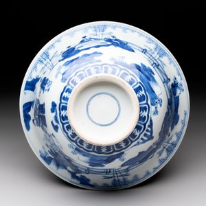 A large Chinese blue and white 'Zhu Lin Qi Xian 竹林七賢' bowl, Kangxi — 照片 6