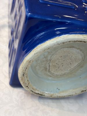 A large Chinese blue-glazed 'Cong' vase with trigrams, 19th C. — photo 14
