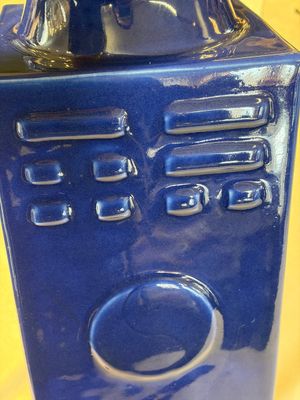 A large Chinese blue-glazed 'Cong' vase with trigrams, 19th C. — photo 5