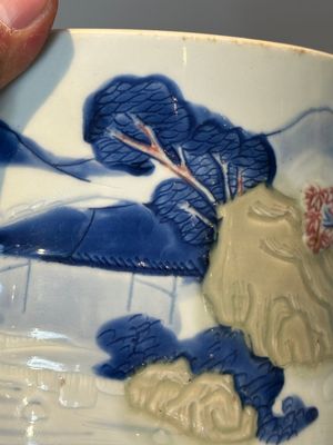 A large Chinese blue, white, celadon and copper-red brush pot on a later gilt bronze foot, 'bitong', Kangxi — 照片 15