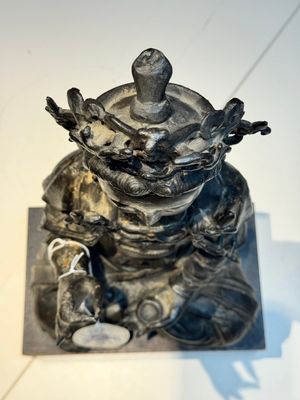 A large Chinese bronze Bodhisattva on wooden stand, Ming — photo 17