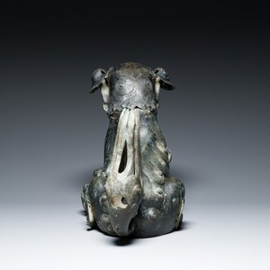 A large Chinese bronze 'Buddhist lion' censer, Ming — 照片 5