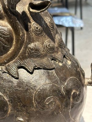 A large Chinese bronze censer and cover in the shape of a luduan, Ming — photo 7