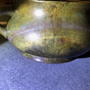 A large Chinese bronze censer, Xuande mark, 18th C. — 照片 32