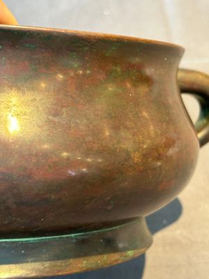 A large Chinese bronze censer, Xuande mark, Ming — photo 7