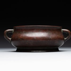 A large Chinese bronze censer, Xuande mark, Ming — photo 2