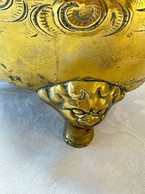 A large Chinese bronze 'Dragon' tripod censer, 19th C. — foto 13
