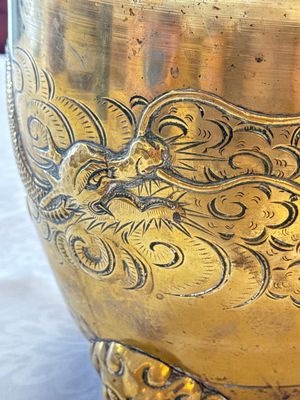 A large Chinese bronze 'Dragon' tripod censer, 19th C. — foto 14