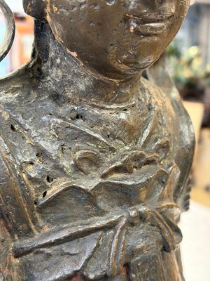 A large Chinese bronze figure of Weituo — foto 11