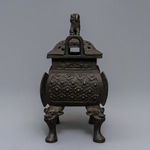 A large Chinese bronze incense burner and cover, Ming — 照片 5
