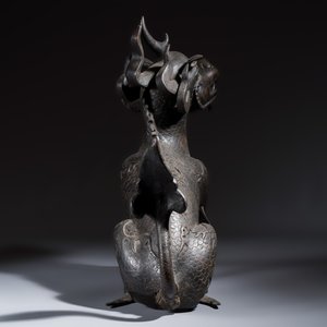 A large Chinese bronze 'Qilin' incense burner — photo 5