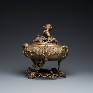 A large Chinese bronze reticulated censer and cover on stand, 19th C. — 照片 4