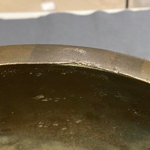 A large Chinese bronze tripod censer, 18/19th C. — photo 14