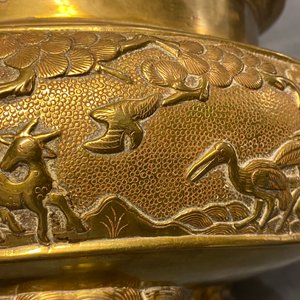 A large Chinese bronze tripod censer, 19/20th C. — photo 22