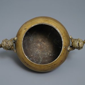 A large Chinese bronze tripod censer on stand, 19th C. — photo 6