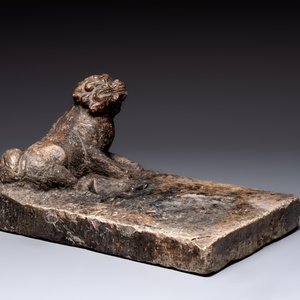 A large Chinese 'Buddhist lion' ink stone, Ming — photo 1