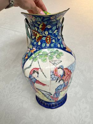 A large Chinese Canton enamel basin and jug with narrative design, early 19th C. — photo 10