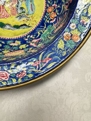A large Chinese Canton enamel basin and jug with narrative design, early 19th C. — photo 23