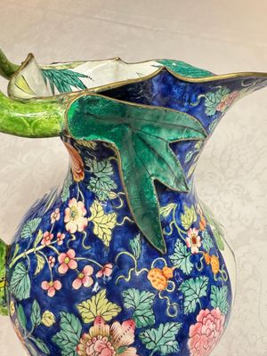 A large Chinese Canton enamel basin and jug with narrative design, early 19th C. — photo 8