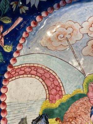 A large Chinese Canton enamel basin with figures in a landscape — foto 10