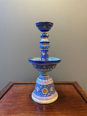 A large Chinese Canton enamel blue-ground 'shou' candlestick, Qianlong/Jiaqing — photo 3